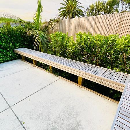 Villa Deluxe Downtown Mount Maunganui Exterior foto